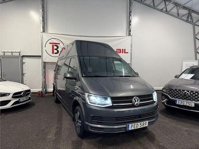 Grå Begagnad 2018 VW T6 Van | 199 900 kr