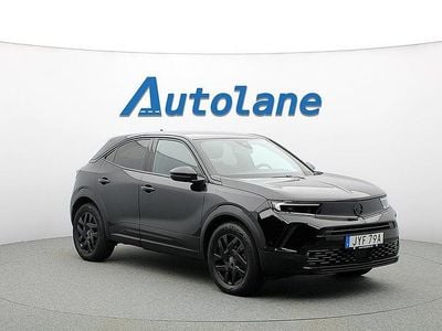 Svart Begagnad 2022 Opel Mokka-e GS Line SUV | 209 900 kr (Marknadspris)