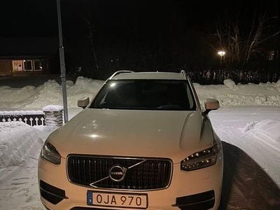 Begagnad Volvo XC90 235 HK (172 kW) 2019 Vit SUV