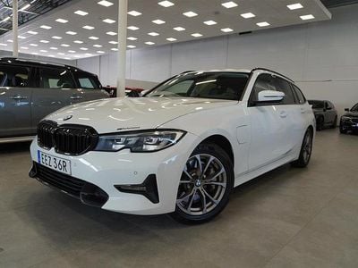 BMW 330e