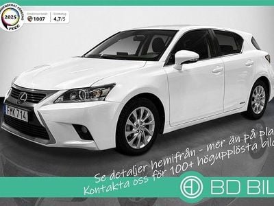 Vitmetallic Begagnad 2014 Lexus CT200h Sport Line Halvkombi | 156 700 kr (Marknadspris)