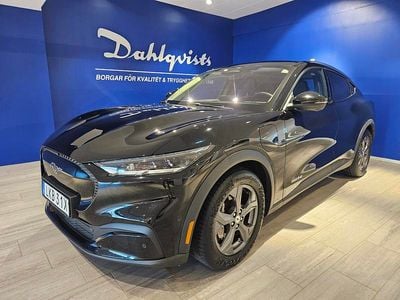 Svart Begagnad 2022 Ford Mustang Mach-E Standard Range SUV | 379 000 kr (Dyr)