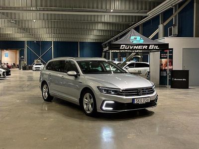 Silver Begagnad 2022 VW Passat GTE Kombi | 309 900 kr (Lite dyr)
