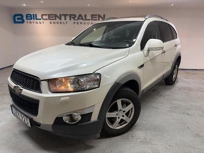 Begagnad Chevrolet Captiva 184 HK (135 kW) 2011 Vit SUV