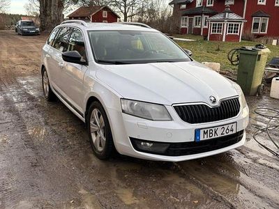 Begagnad 2016 Skoda Octavia Kombi | 110 000 kr (Marknadspris)
