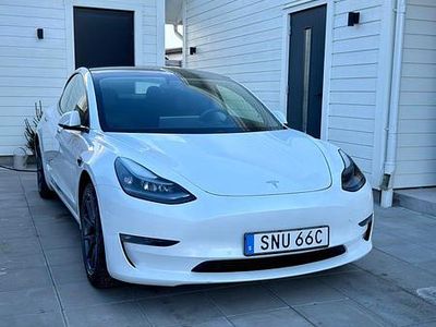 Begagnad Tesla Model 3 Long Range AWD 323 kW (440 HK) 2021 Sedan