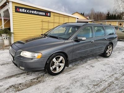 Begagnad Volvo V70 Momentum 170 HK (125 kW) 2008 Grå Kombi