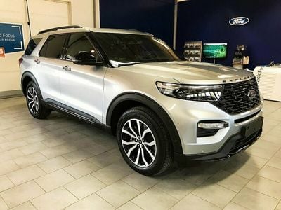 Begagnad Ford Explorer ST-Line 457 HK (336 kW) 2020 Grå (iconic silver) SUV