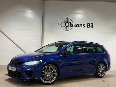Blå Begagnad 2016 VW Golf VII R Kombi | 229 900 kr (Marknadspris)
