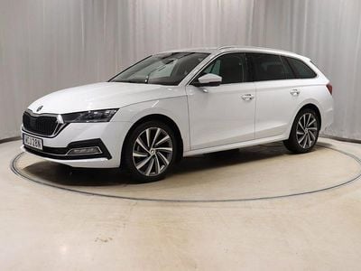 Begagnad Skoda Octavia 110 HK (80 kW) 2021 Moon white metallic Kombi