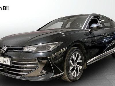 Begagnad VW Passat 150 HK (110 kW) 2024 Grenadilla black metallic Kombi