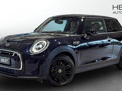 Begagnad Mini Cooper SE 135 kW (184 HK) 2023 Svart Halvkombi
