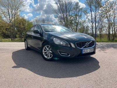 begagnad Volvo S60 D3 Geartronic Momentum Nyserv Nybes K-rem bytt