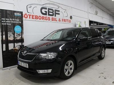 Svart Begagnad 2014 Skoda Rapid Halvkombi | 67 900 kr (Marknadspris)
