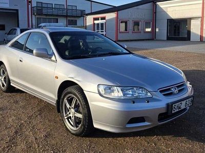 Ljusgrå Begagnad 2000 Honda Accord Sportkupé | 49 900 kr