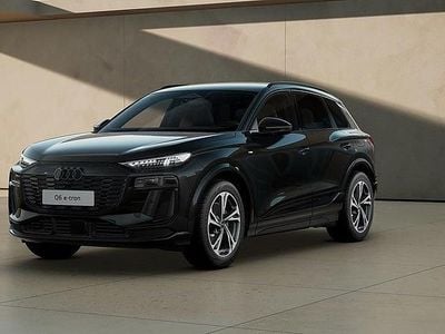 Svart Ny 2025 Audi e-tron S-Line SUV | 900 100 kr