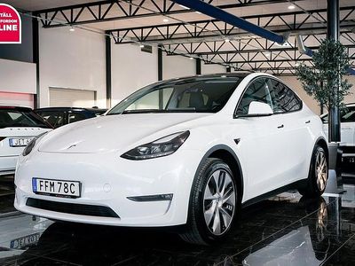 Vit Begagnad 2022 Tesla Model Y Long Range AWD SUV | 299 500 kr (Marknadspris)