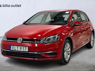 Röd Begagnad 2018 VW Golf VII Halvkombi | 159 900 kr (Marknadspris)