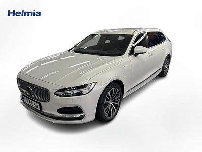Vit Begagnad 2024 Volvo V90 Core Kombi | 384 000 kr (Marknadspris)