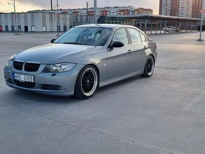BMW 325