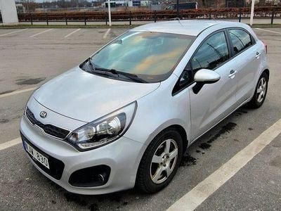 Begagnad 2014 Kia Rio Halvkombi | 74 000 kr (Bra pris)