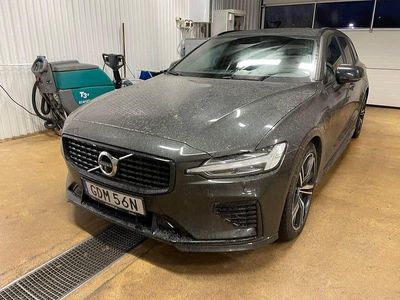Pine grey metallic Begagnad 2022 Volvo V60 R-Design Kombi | 325 000 kr (Marknadspris)