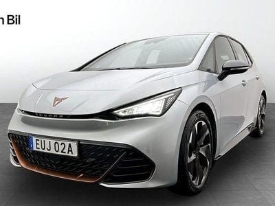 Begagnad Cupra Born e-Boost 169 kW (231 HK) 2023 Silver (geyser silver metallic) Halvkombi