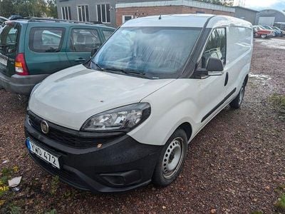 Begagnad Fiat Doblò 80 HK (58 kW) 2019 Vit Minibuss