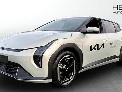 Grå Begagnad 2025 Kia EV4 Plus Halvkombi | 479 900 kr (Bra pris)