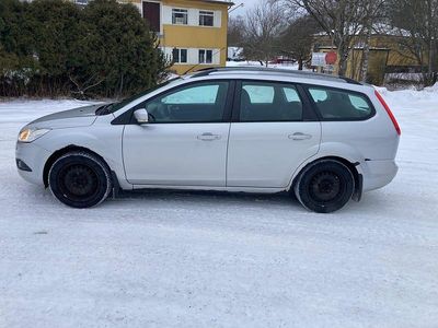 Begagnad Ford Focus 90 HK (66 kW) 2011 Kombi