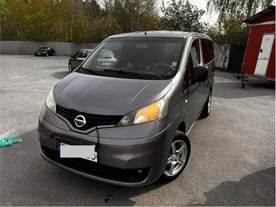 Nissan NV200