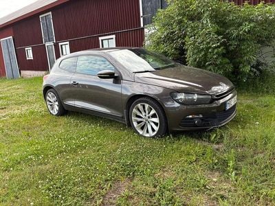 Begagnad VW Scirocco 160 HK (117 kW) 2012