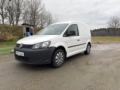 Candywhite Begagnad 2015 VW Caddy Minibuss | 78 500 kr (Lite dyr)