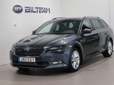 Mörkgrå (quartz grey metallic) Begagnad 2018 Skoda Superb LAURIN & KLEMENT Kombi | 189 900 kr (Marknadspris)