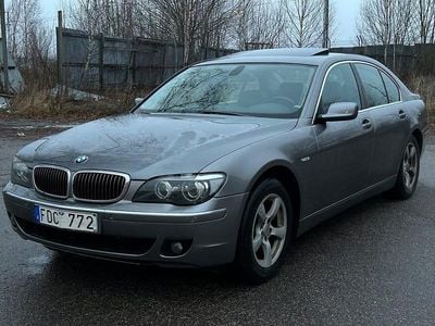 Grå Begagnad 2006 BMW 730 Sedan | 59 999 kr