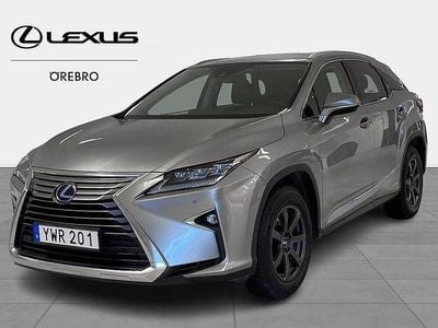 Ljusgrå Begagnad 2017 Lexus RX450h SUV | 359 900 kr (Bra pris)