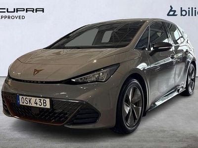 Begagnad Cupra Born 169 kW (231 HK) 2023 Ljusgrå (grå) Halvkombi