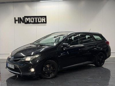 Begagnad Toyota Auris Touring Sports Active 136 HK (100 kW) 2013 Svart Kombi