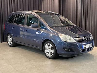 Blå Begagnad 2009 Opel Zafira Minibuss | 74 900 kr (Dyr)