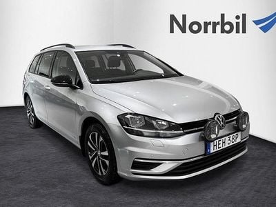 Begagnad VW Golf VII IQ Drive 116 HK (85 kW) 2019 Silver Kombi