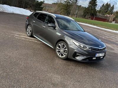 begagnad Kia Optima Hybrid Sport Wagon Plug-in Euro 6