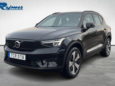 Begagnad Volvo XC40 Core 185 kW (252 HK) 2023 Svart SUV