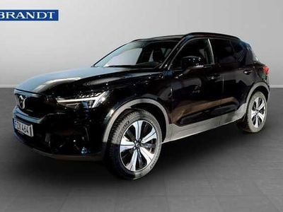Svart Begagnad 2023 Volvo XC40 Plus SUV | 319 900 kr