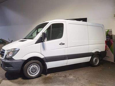 begagnad Mercedes Sprinter 211 CDI Skåpbil 7G-Tronic Plus Euro 6