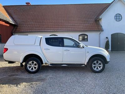 begagnad Mitsubishi L200 Dubbelhytt 2.5 4x4 Euro 5