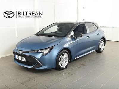 Blå Begagnad 2021 Toyota Corolla Hybrid | 214 900 kr