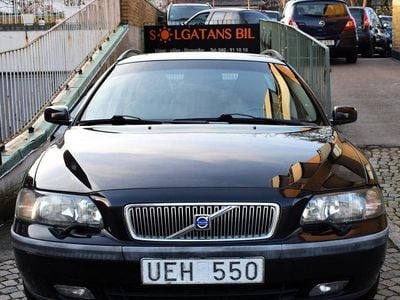 Svart Begagnad 2004 Volvo V70 Business Edition Kombi | 26 800 kr (Marknadspris)