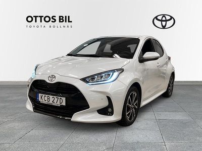 Begagnad Toyota Yaris Hybrid Style 132 HK (97 kW) 2024 Vit Halvkombi