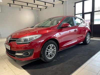 Begagnad Renault Mégane III 116 HK (85 kW) 2014 Röd Halvkombi