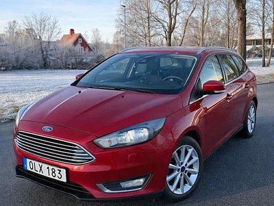 Röd Begagnad 2017 Ford Focus Titanium Kombi | 70 000 kr (Lite dyr)